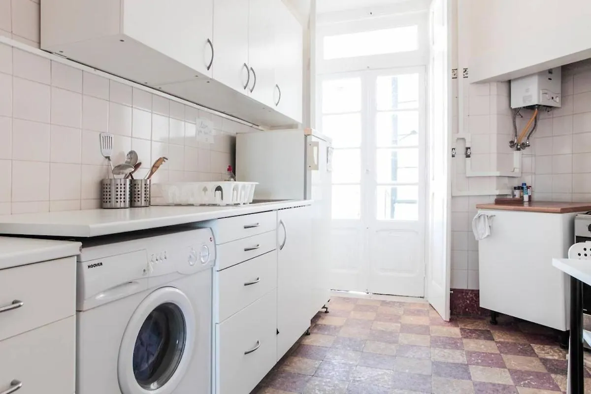 Appartamento Anjos Flat With 5Bd Lisbona
