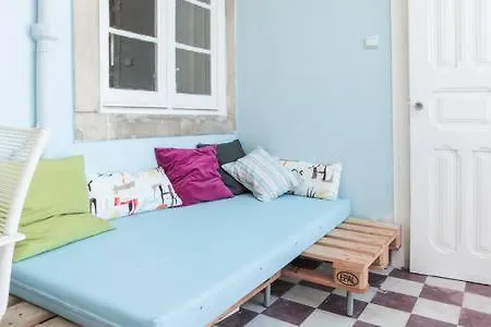 リスボンAnjos Flat With 5Bdアパートメント